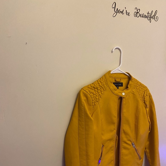 Retro Mustard Yellow Faux Leather Bomber - Picture 2 of 3